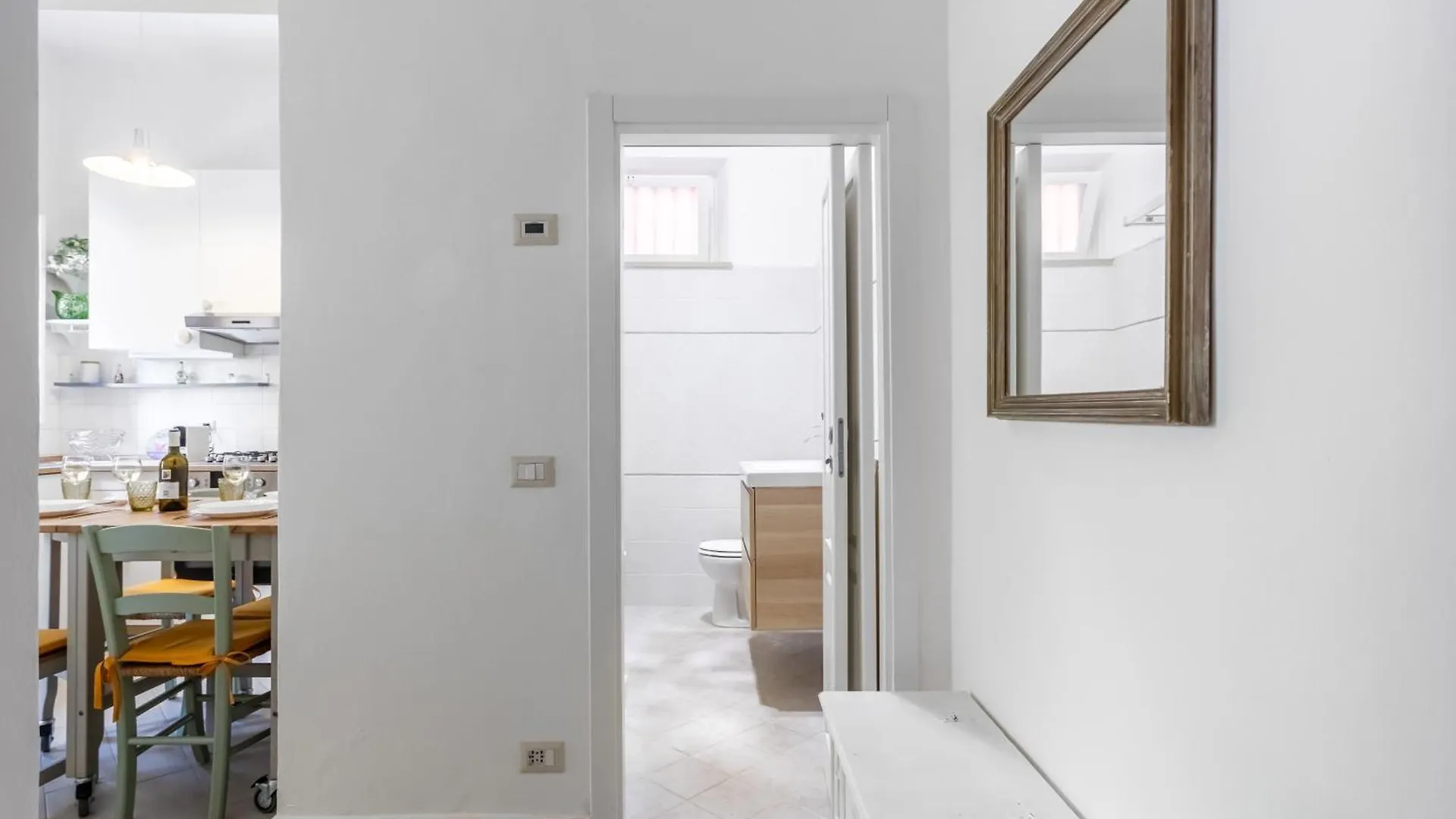 Hostly-Garden House San Lorenzo-Few Steps To Tower Pisa Apartamento
