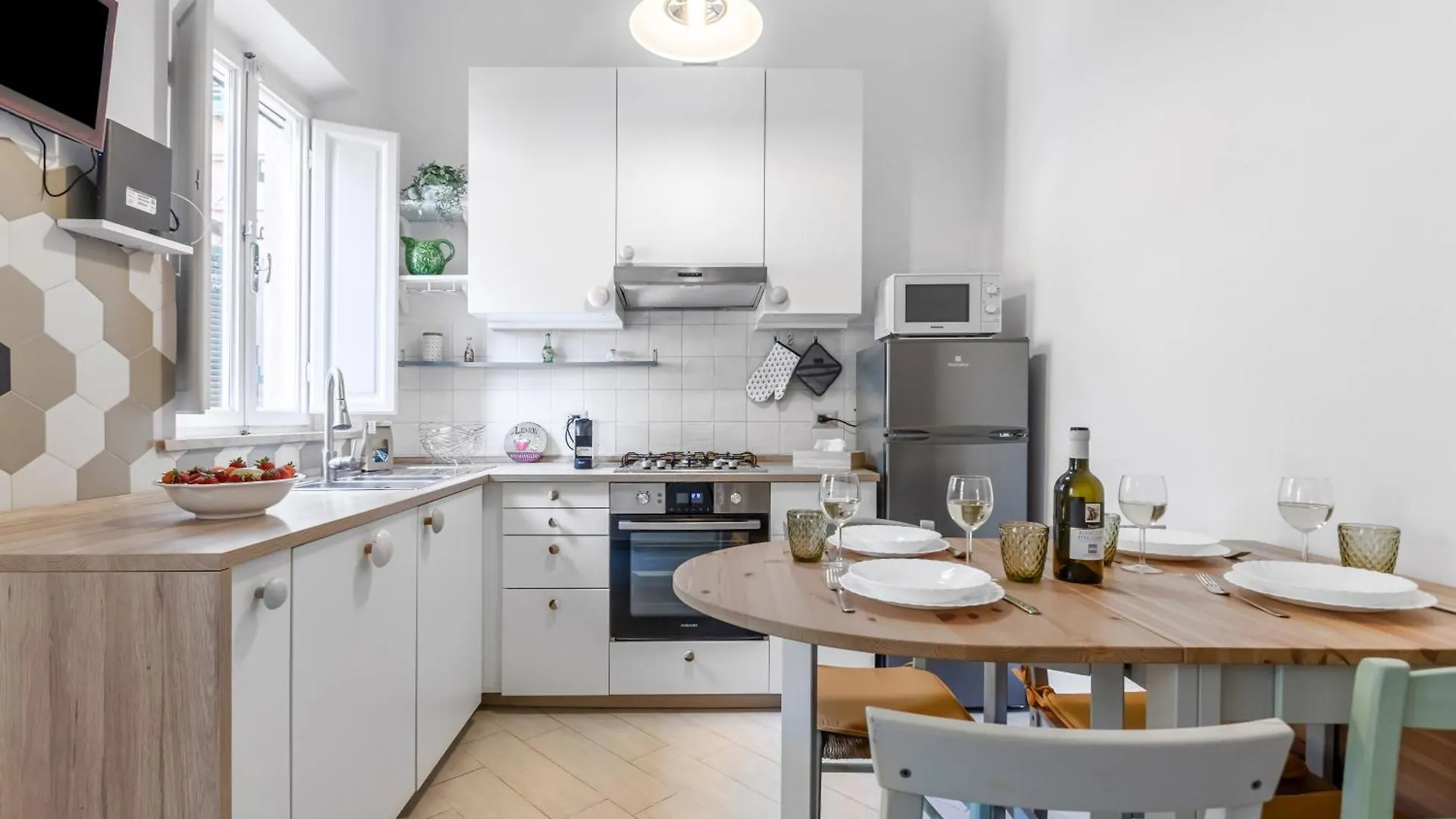 Apartamento Hostly-Garden House San Lorenzo-Few Steps To Tower Pisa Itália