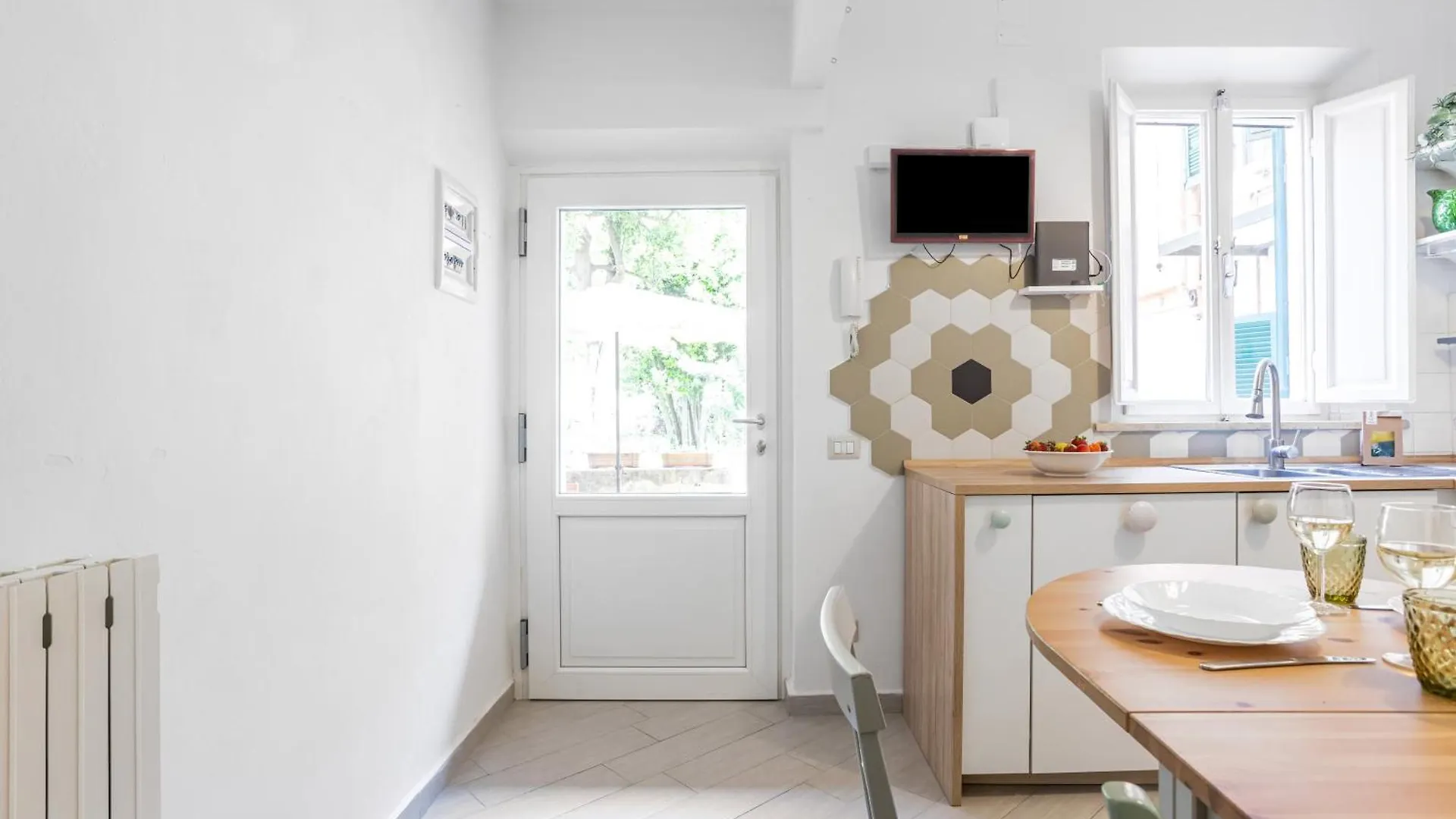 Apartamento Hostly-Garden House San Lorenzo-Few Steps To Tower Pisa